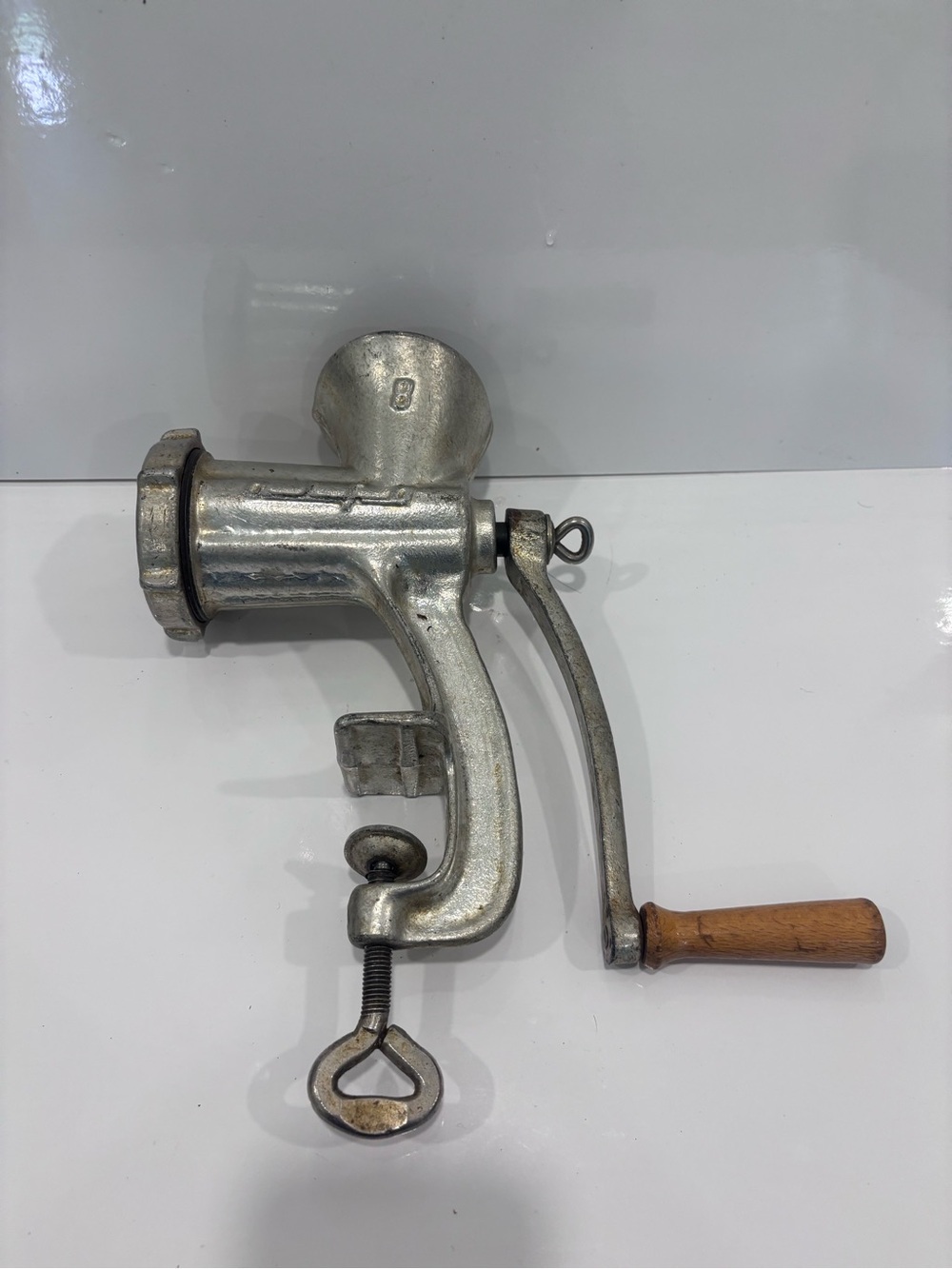 Universal No. 2 Cast Iron Hand Crank Meat Grinder USA Made Vintage